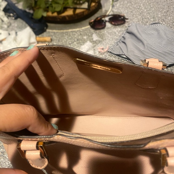 Michael Kors handbag - Picture 4 of 10